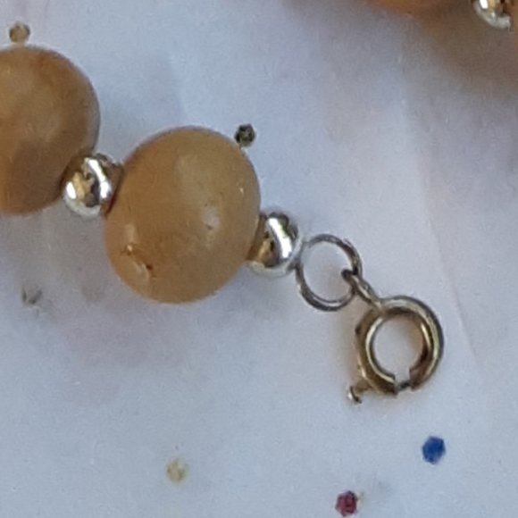 Wooden Bead Necklace With Wooden Stretch Bracelet Set of 2 Preowned - Picture 14 of 15